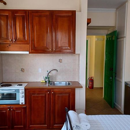 Philippos Hotel Apartments นิเกียนา ภายนอก รูปภาพ
