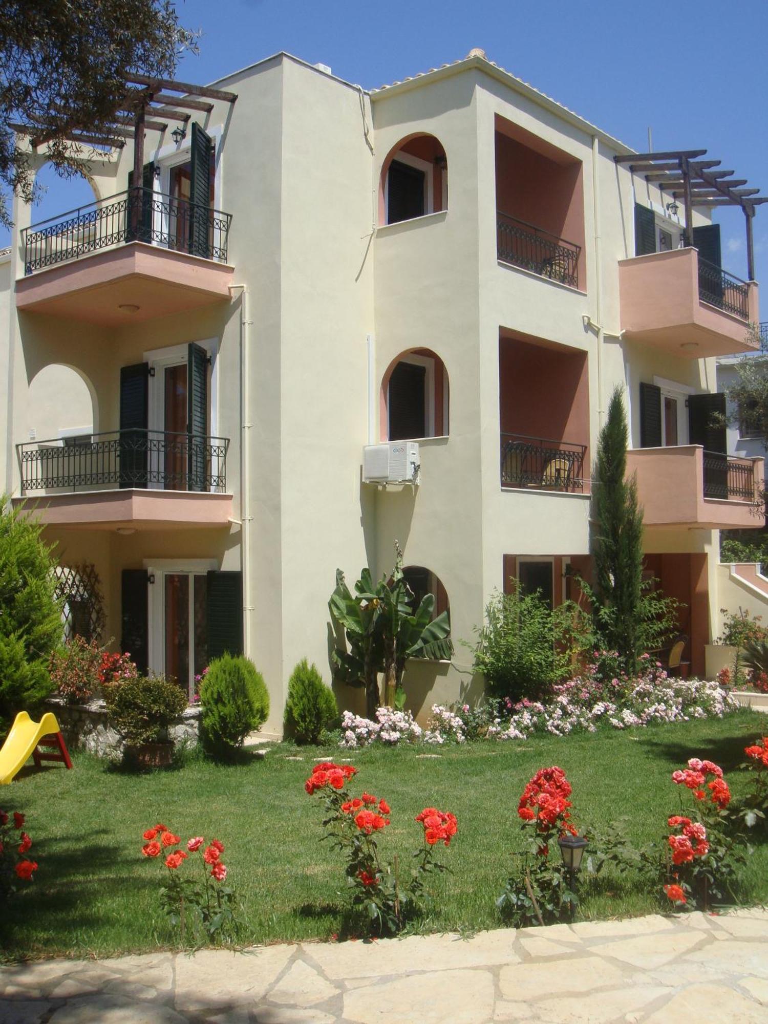 Philippos Hotel Apartments นิเกียนา ภายนอก รูปภาพ