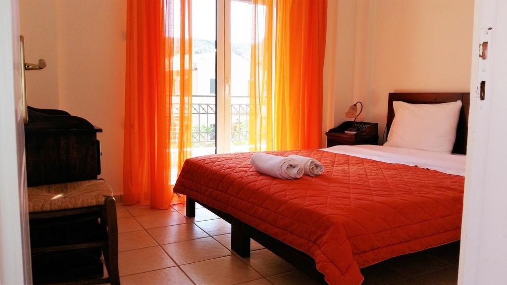 Philippos Hotel Apartments นิเกียนา ภายนอก รูปภาพ